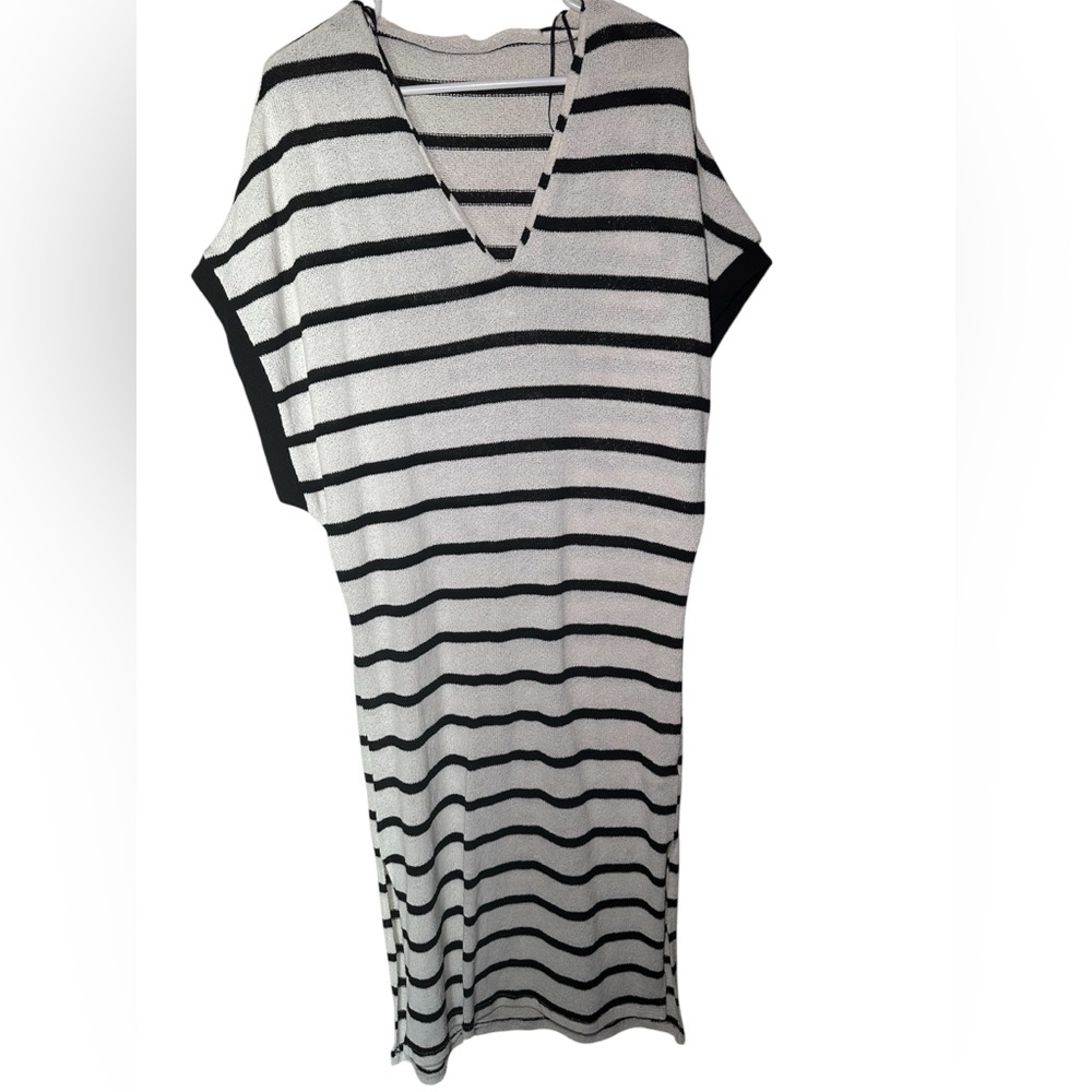 Zara Monochrome Striped Knit Top